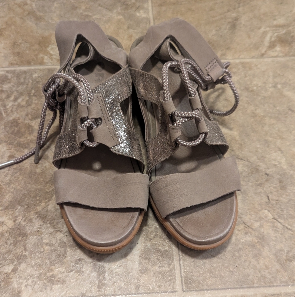 Sorel Platform Sandals For Women Size 7.5